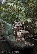 Pygmy fisherman with fishing nets