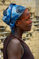 Woman painted in red (Bakoya Pygmies)