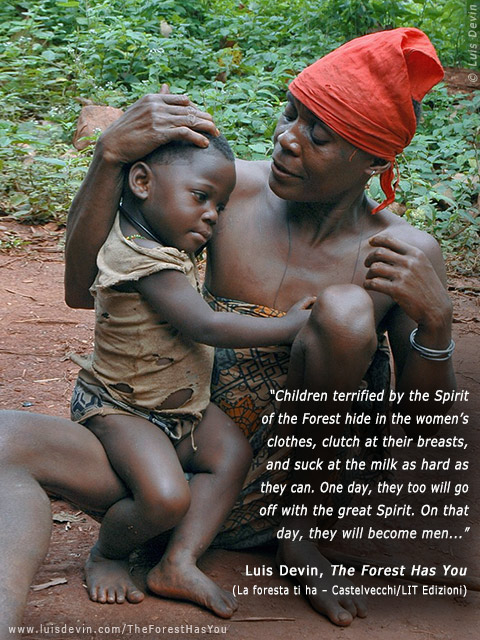 Elderly with a child, from Luis Devin's anthropological research in Central Africa (Baka Pygmies, Cameroon)